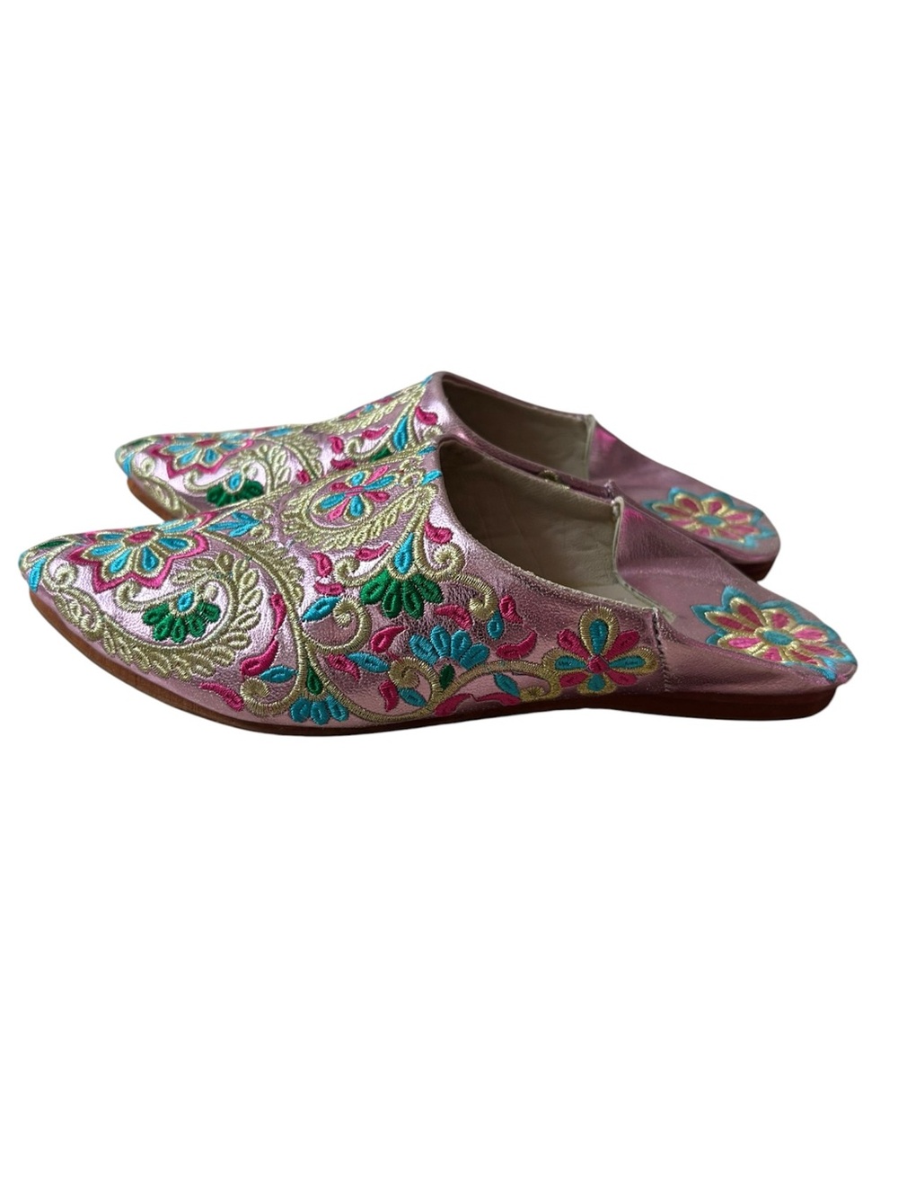 Embroidered Pink Floral Jutti Flats - Brand: